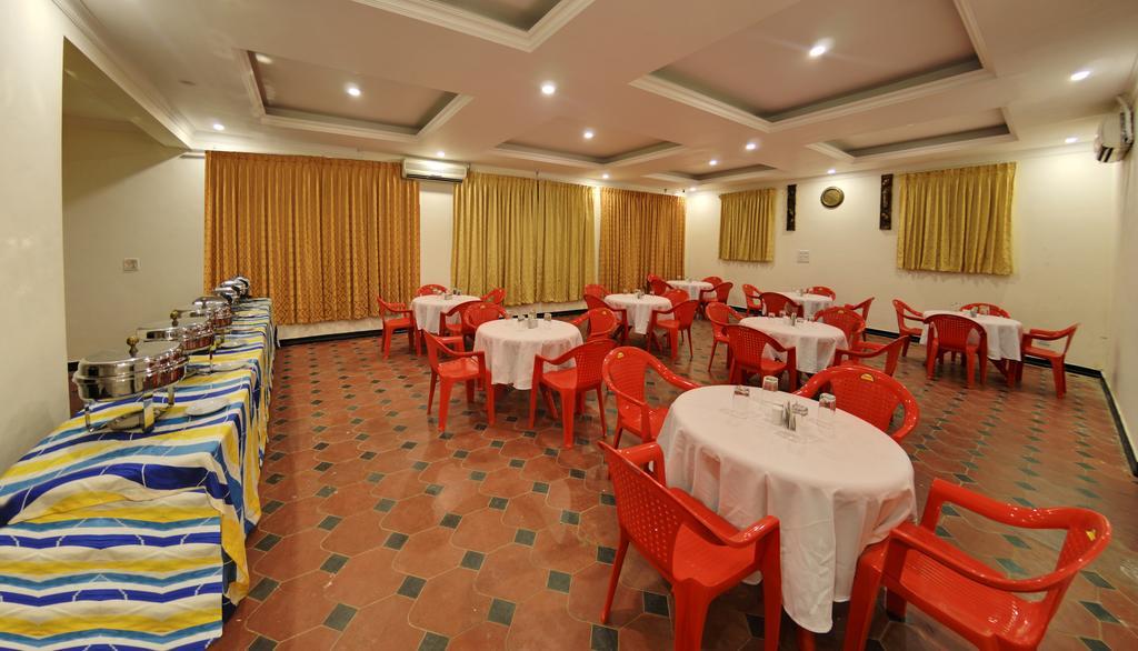 Hôtel Royal Club à Chennai Extérieur photo